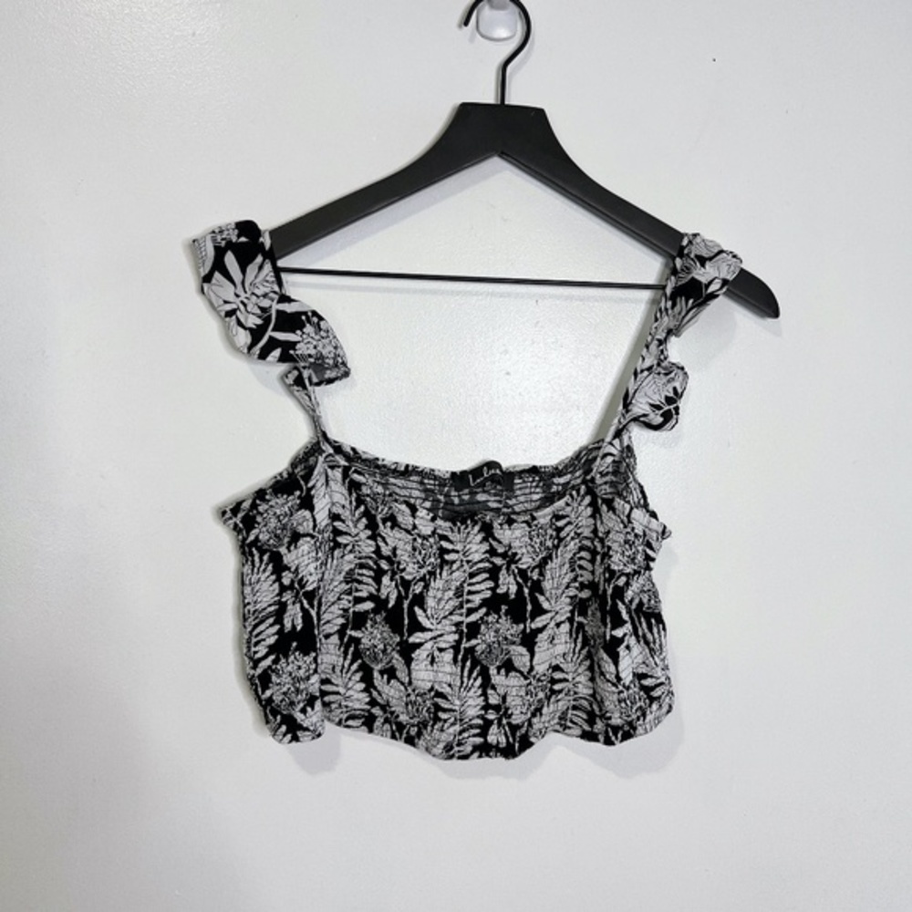 Lulu's Floral Adjustable Strap Crop Top